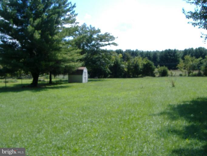 9191 Fletchers Chapel Road King George, VA 22485 - Photo 2 of 6 Yard View