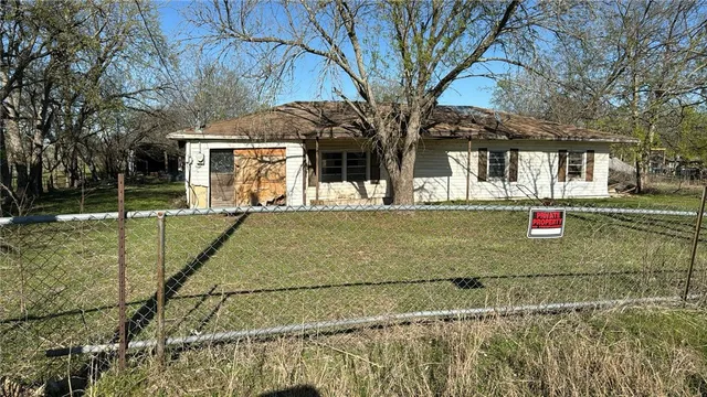 $129,900 | 498 Calvery Eskew Road, Mart, TX 76664