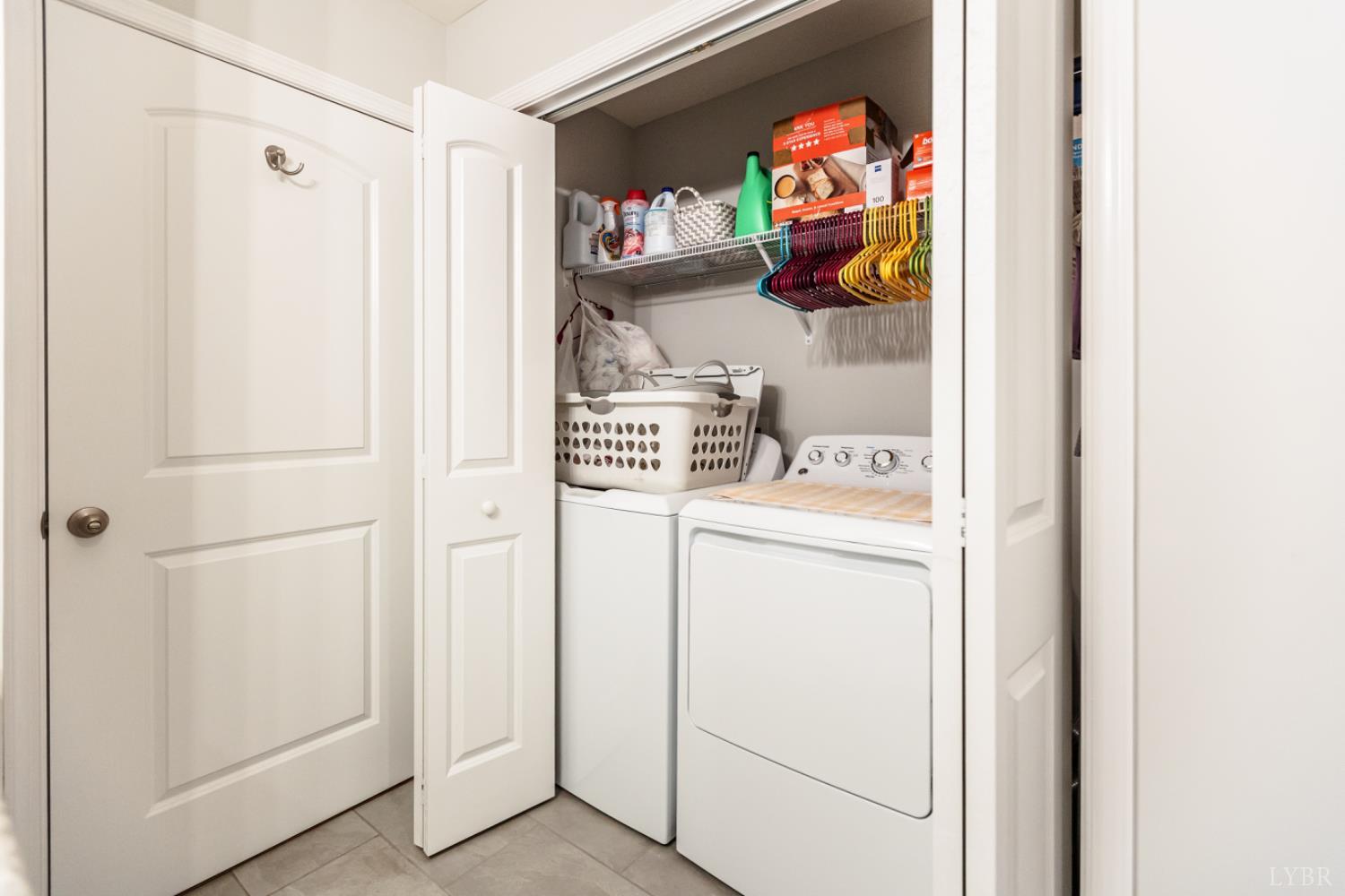 7099 Oakville Road Appomattox, VA 24522 - Photo 23 of 31 a utility room with dryer and washer