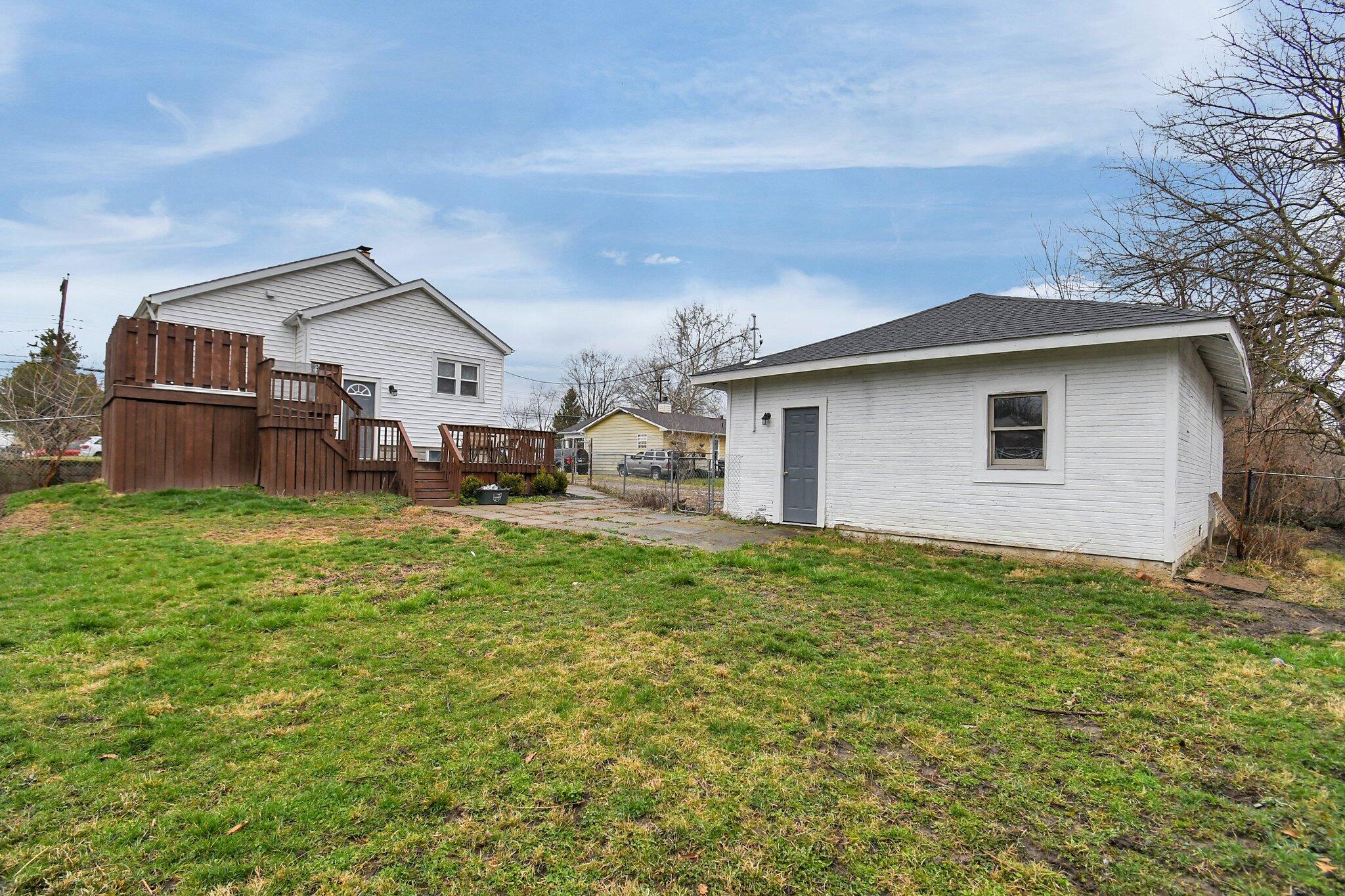 1887 Jackson Road Columbus, OH 43223 - Photo 25 of 26 35-web-or-mls-1887-jackson-rd