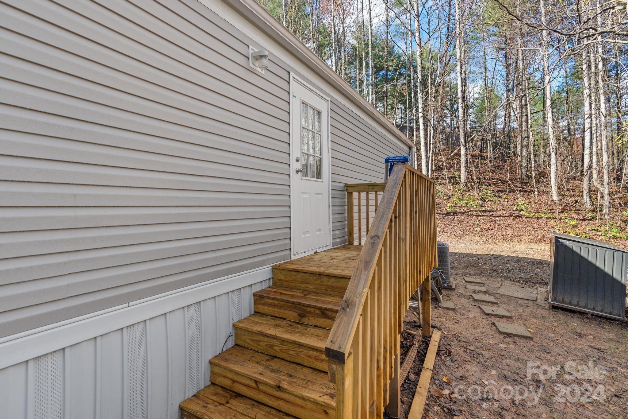 29 Long Ridge Road Candler, NC 28715 - Photo 22 of 26 Gallery Image 22