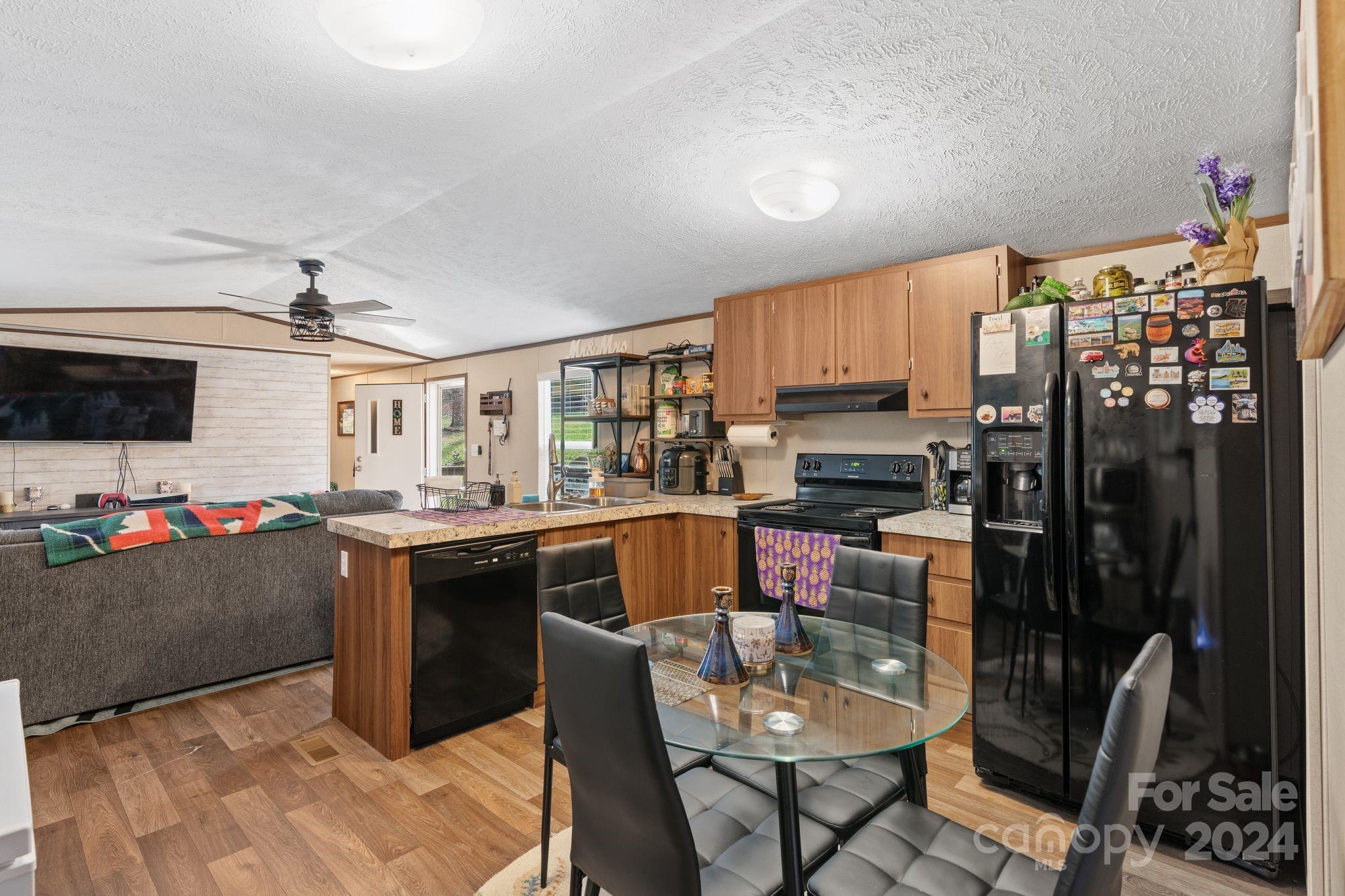 29 Long Ridge Road Candler, NC 28715 - Photo 10 of 26 Gallery Image 10