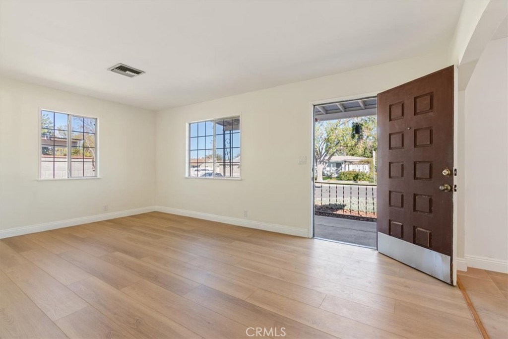 44417 12th Street West Lancaster, CA 93534 - Photo 2 of 24