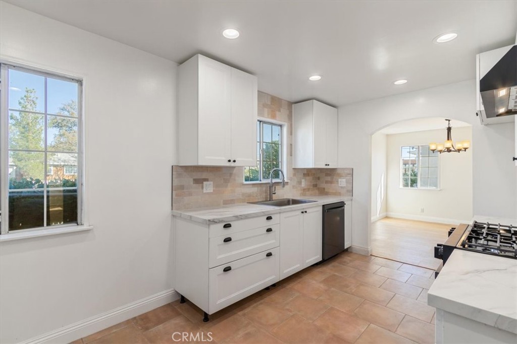 44417 12th Street West Lancaster, CA 93534 - Photo 9 of 24