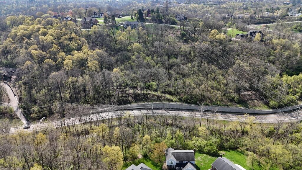 2139 Bromley-Crescent Springs Road Fort Mitchell, KY 41017 - Photo 5 of 11