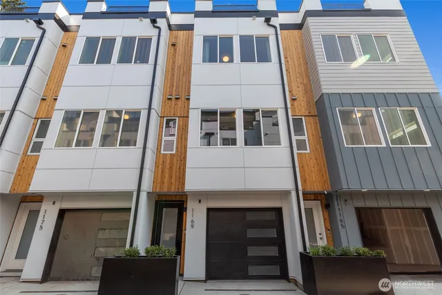 $1,300,000 | 1168 129th Court Northeast, Bellevue, WA 98005