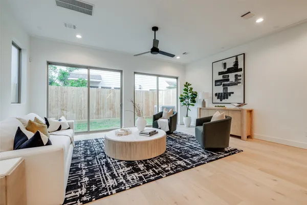 $1,069,900 | 1312 Castle Court, Unit A, Houston, TX 77006