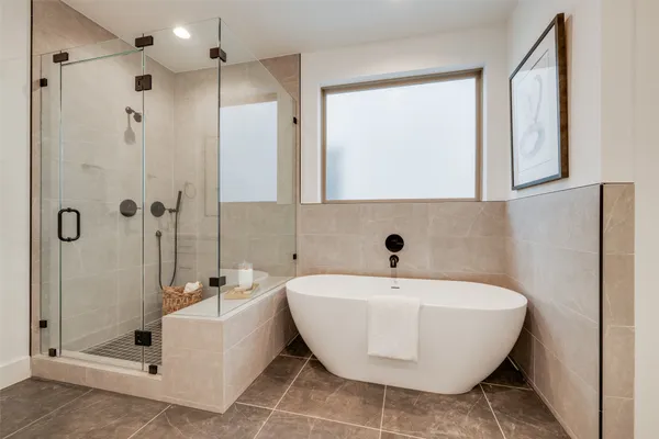 $1,069,900 | 1312 Castle Court, Unit A, Houston, TX 77006