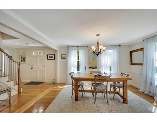 10 Country Road Brookline, MA 02467 - Photo 5 of 22