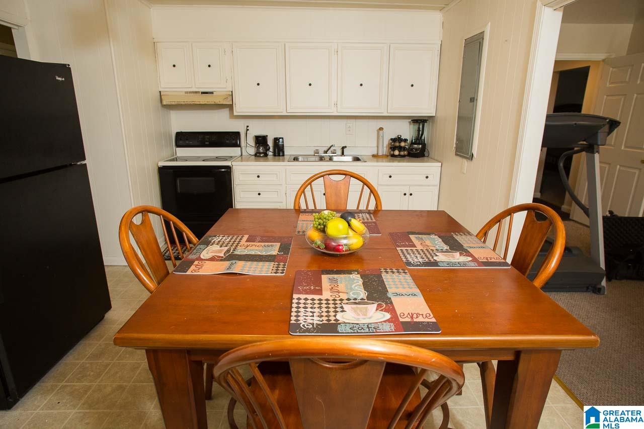 833 Illinois Road Birmingham, AL 35221 - Photo 5 of 22