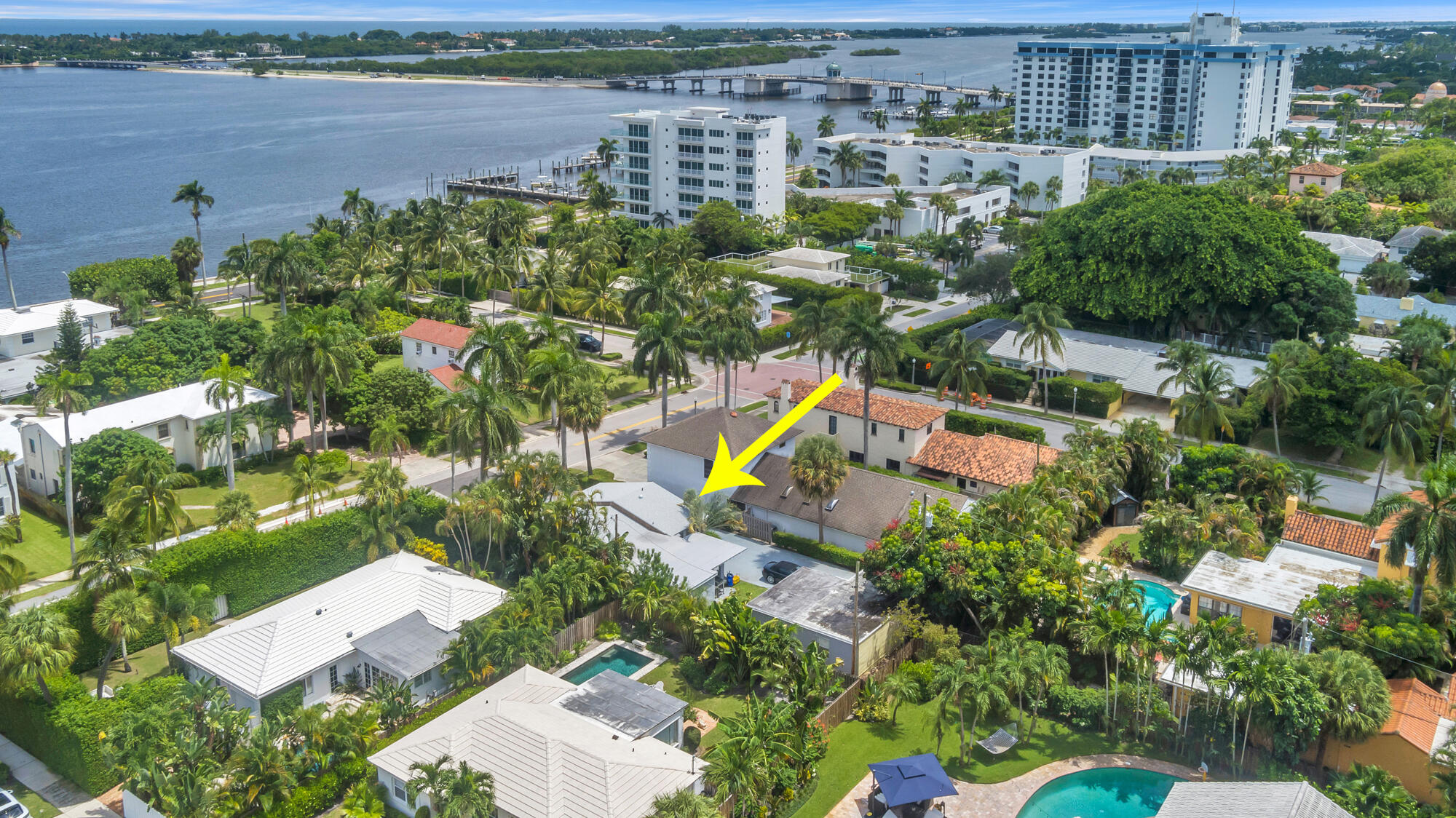 3511 Washington Road West Palm Beach, FL 33405 - Photo 8 of 9 low-12
