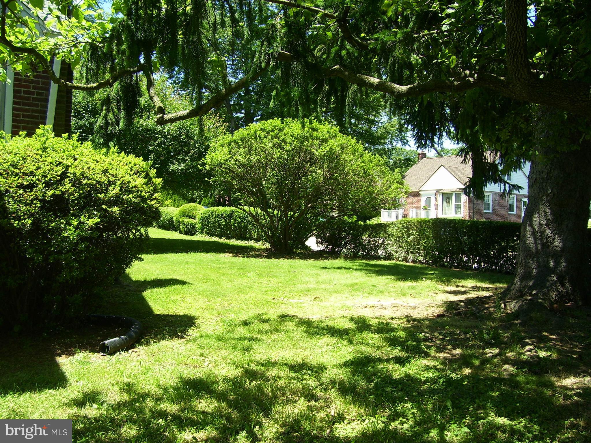 925 Village Road Folsom, PA 19033 - Photo 17 of 19 Gallery Image 17