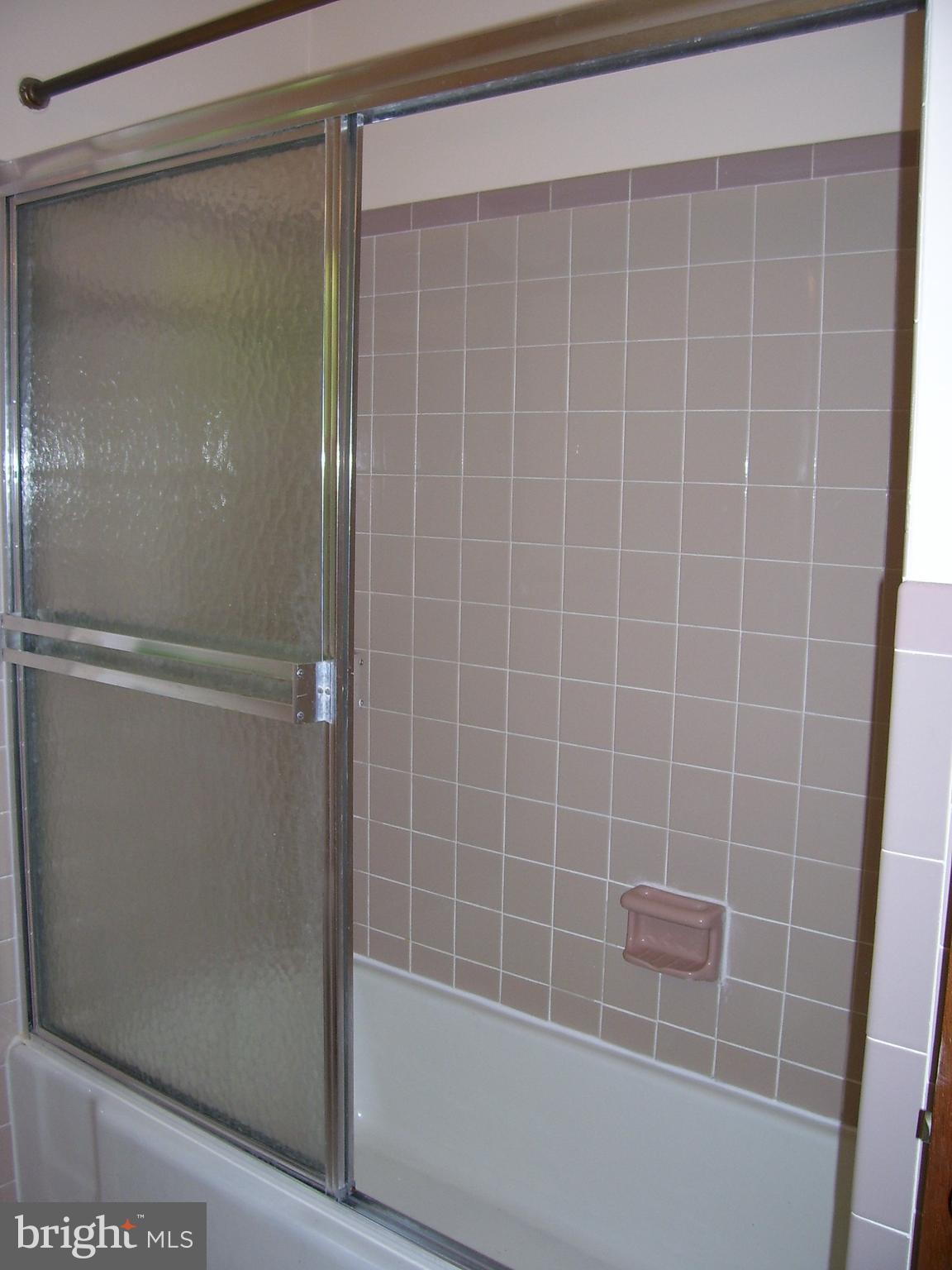 925 Village Road Folsom, PA 19033 - Photo 19 of 19 Gallery Image 19