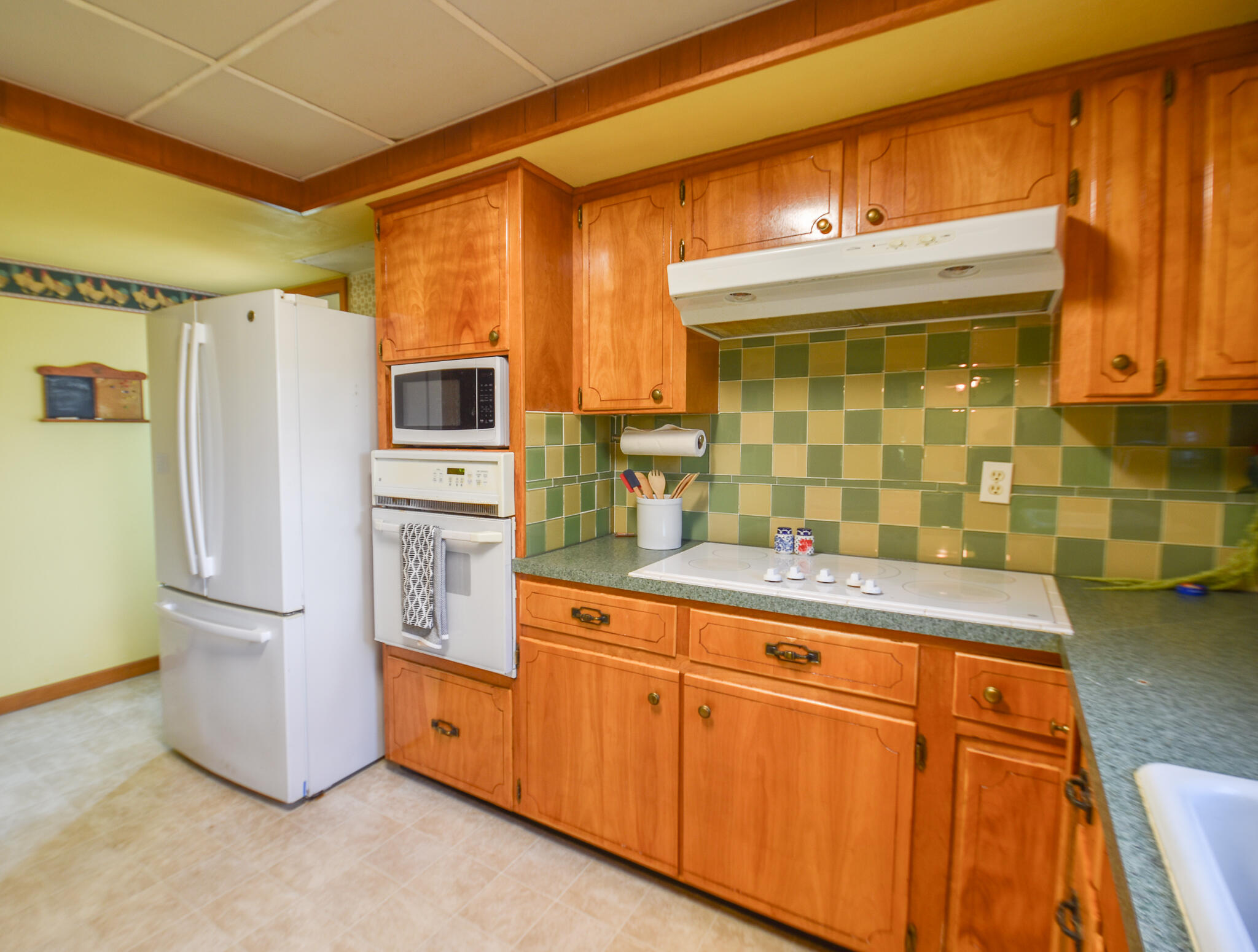 394 Smith Road Coldwater, MI 49036 - Photo 8 of 37 DSC_0175