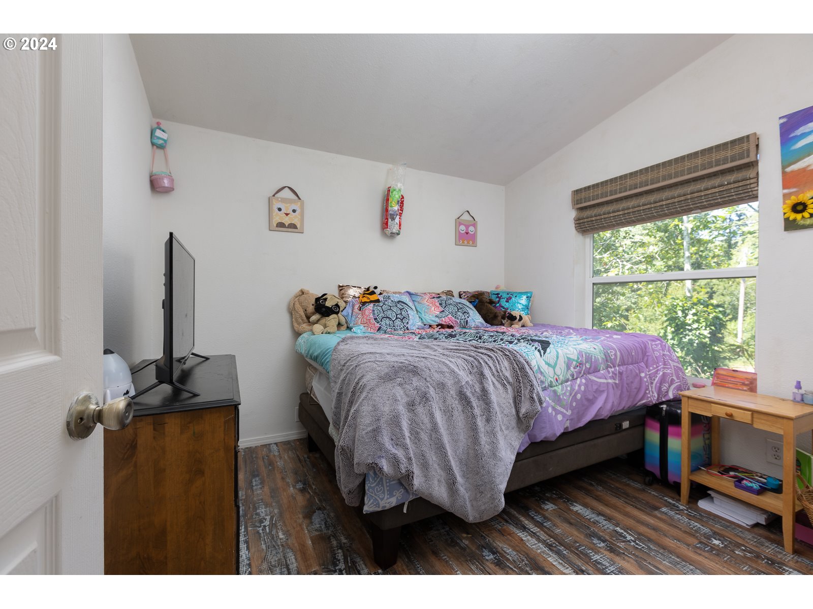 240 Southwest Brentwood Drive Waldport, OR 97394 - Photo 13 of 22