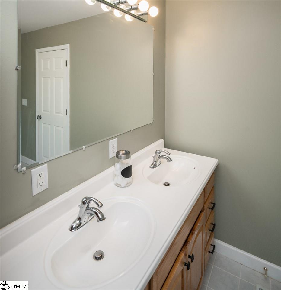 160 Bass Cove Road Seneca, SC 29672 - Photo 14 of 36 Gallery Image 14