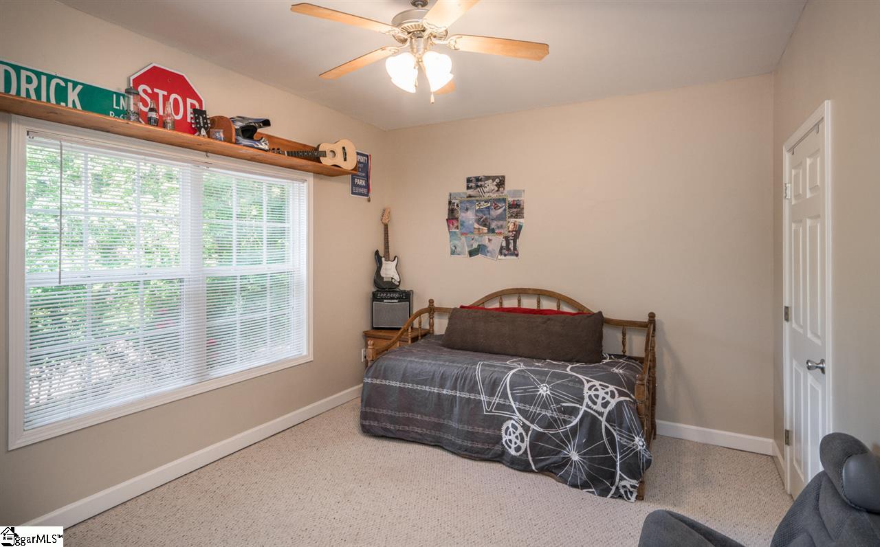 160 Bass Cove Road Seneca, SC 29672 - Photo 20 of 36 Gallery Image 20