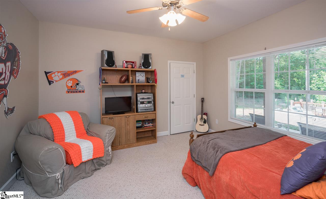 160 Bass Cove Road Seneca, SC 29672 - Photo 22 of 36 Gallery Image 22