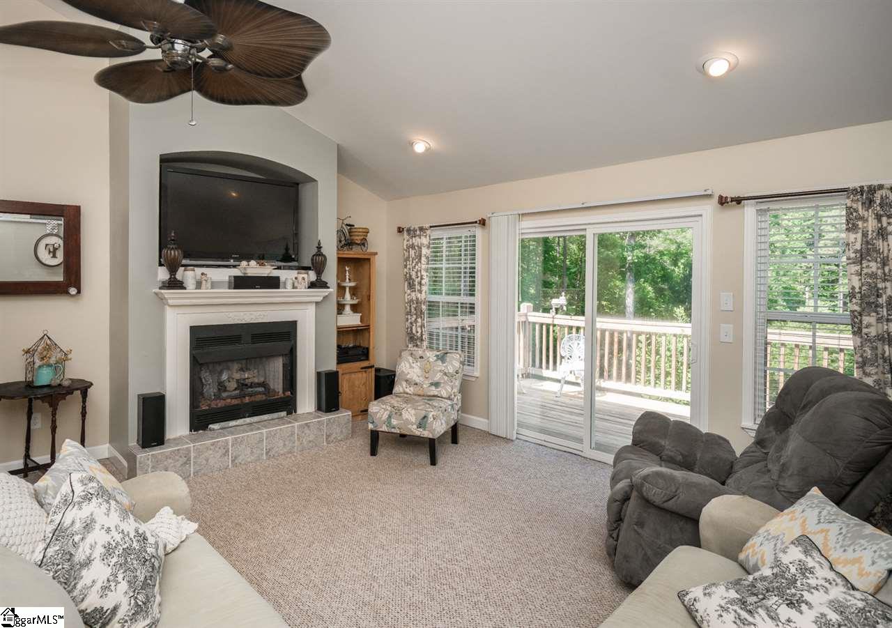 160 Bass Cove Road Seneca, SC 29672 - Photo 6 of 36 Gallery Image 6