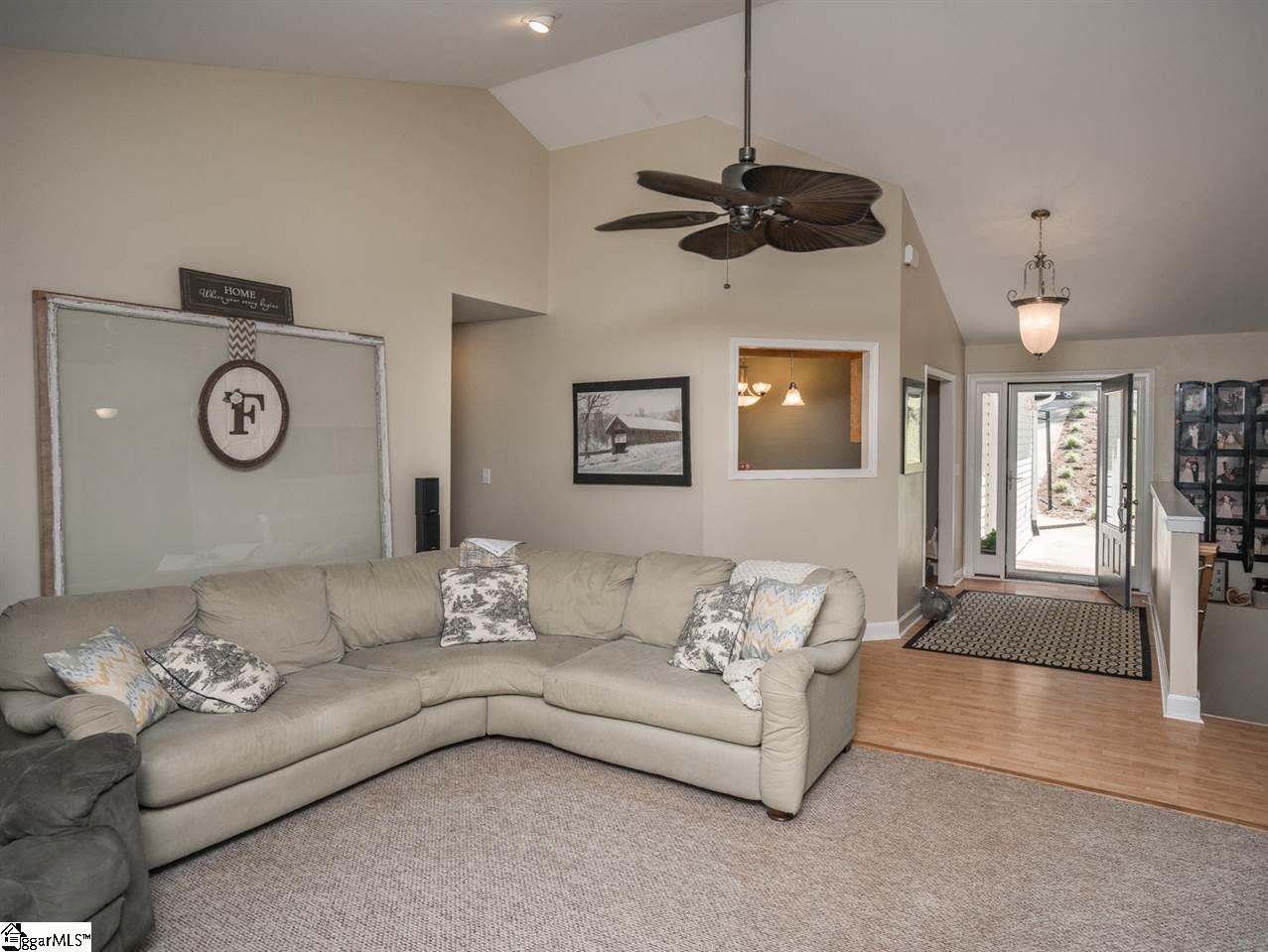 160 Bass Cove Road Seneca, SC 29672 - Photo 8 of 36 Gallery Image 8