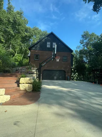 $800,000 | N6587 McCurdy Road, Holmen, WI 54636