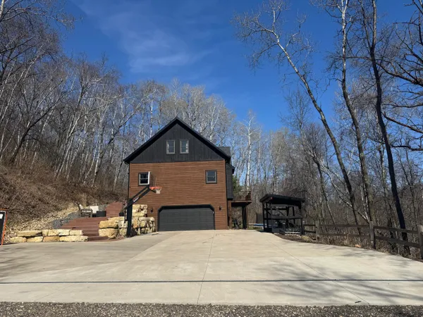 $789,000 | N6587 McCurdy Road, Holmen, WI 54636