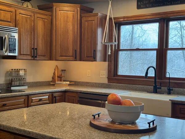 $800,000 | N6587 McCurdy Road, Holmen, WI 54636