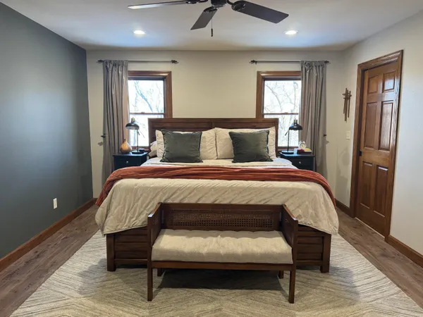 $800,000 | N6587 McCurdy Road, Holmen, WI 54636