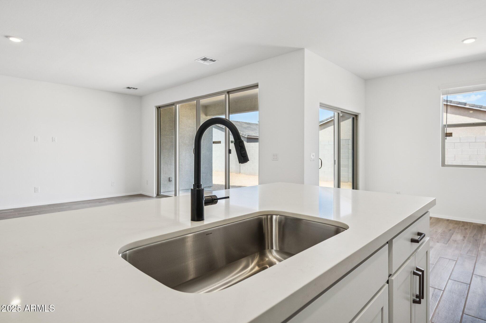 47214 West Cansados Road Maricopa, AZ 85139 - Photo 11 of 40 11-web-or-mls-W Cansados Rd-S2408-011