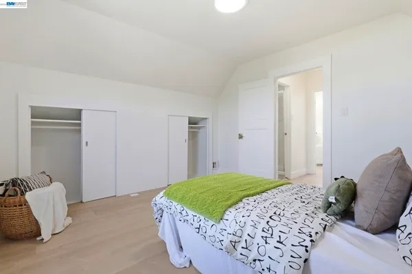 $1,188,000 | 219 Jules Avenue, San Francisco, CA 94112