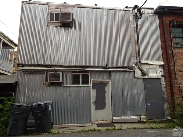 $1,200 | 0 Warren Street, Hudson, NY 12534