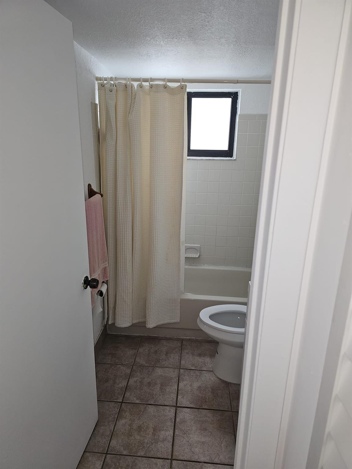 116 Northwest 60th Avenue, Unit 11 Margate, FL 33063 - Photo 26 of 30 Second Bathroom