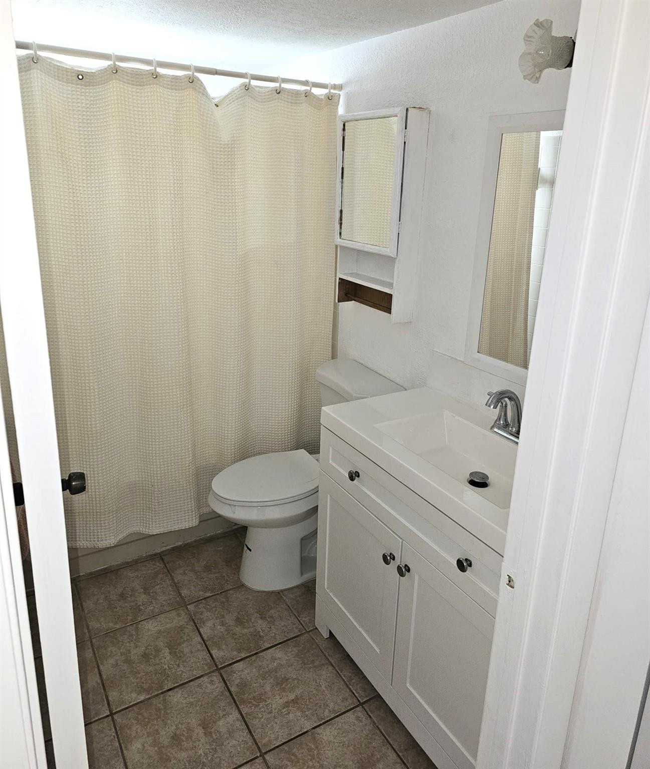 116 Northwest 60th Avenue, Unit 11 Margate, FL 33063 - Photo 27 of 30 Second Bathroom