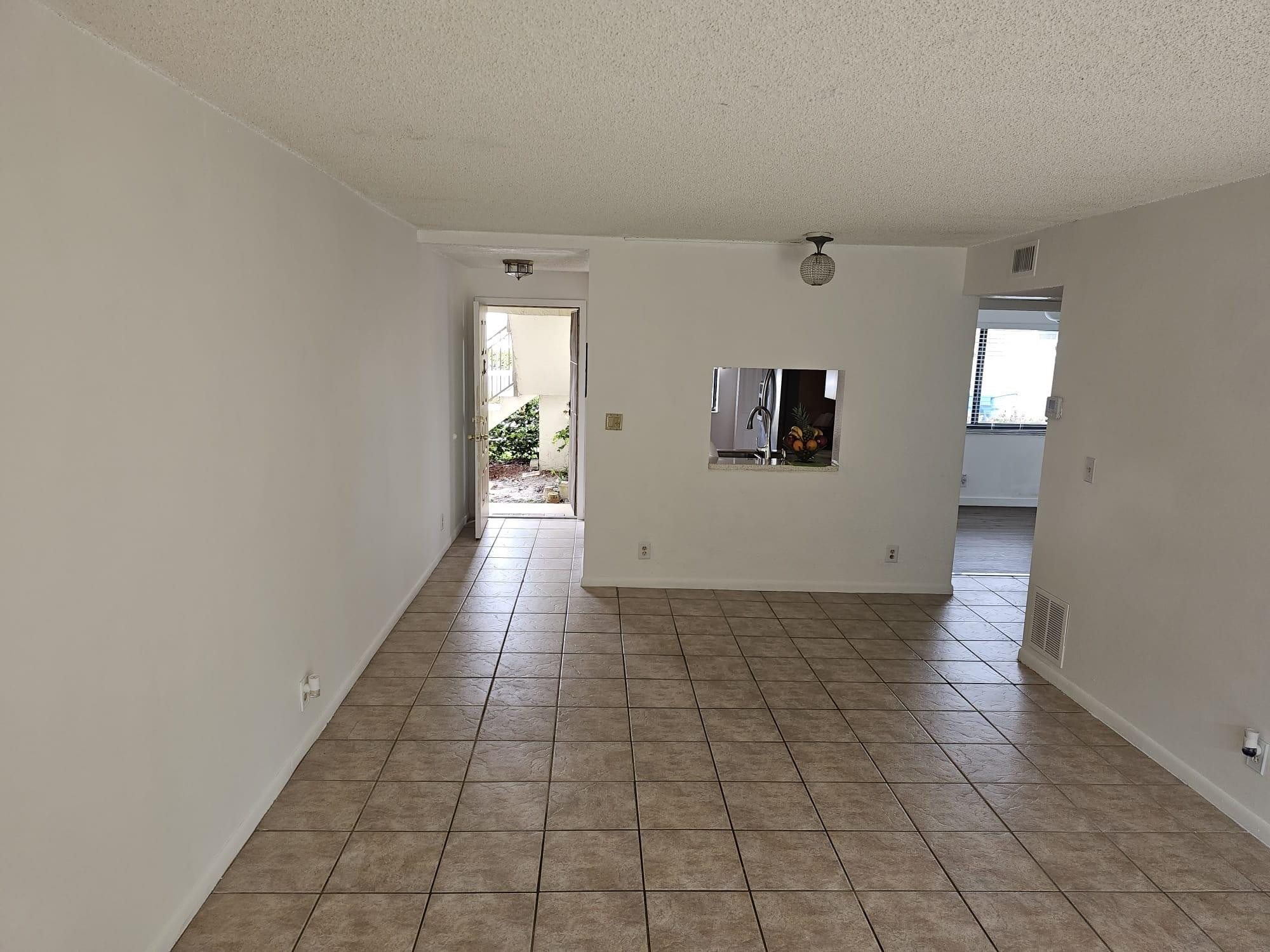 116 Northwest 60th Avenue, Unit 11 Margate, FL 33063 - Photo 5 of 30 Photo 5