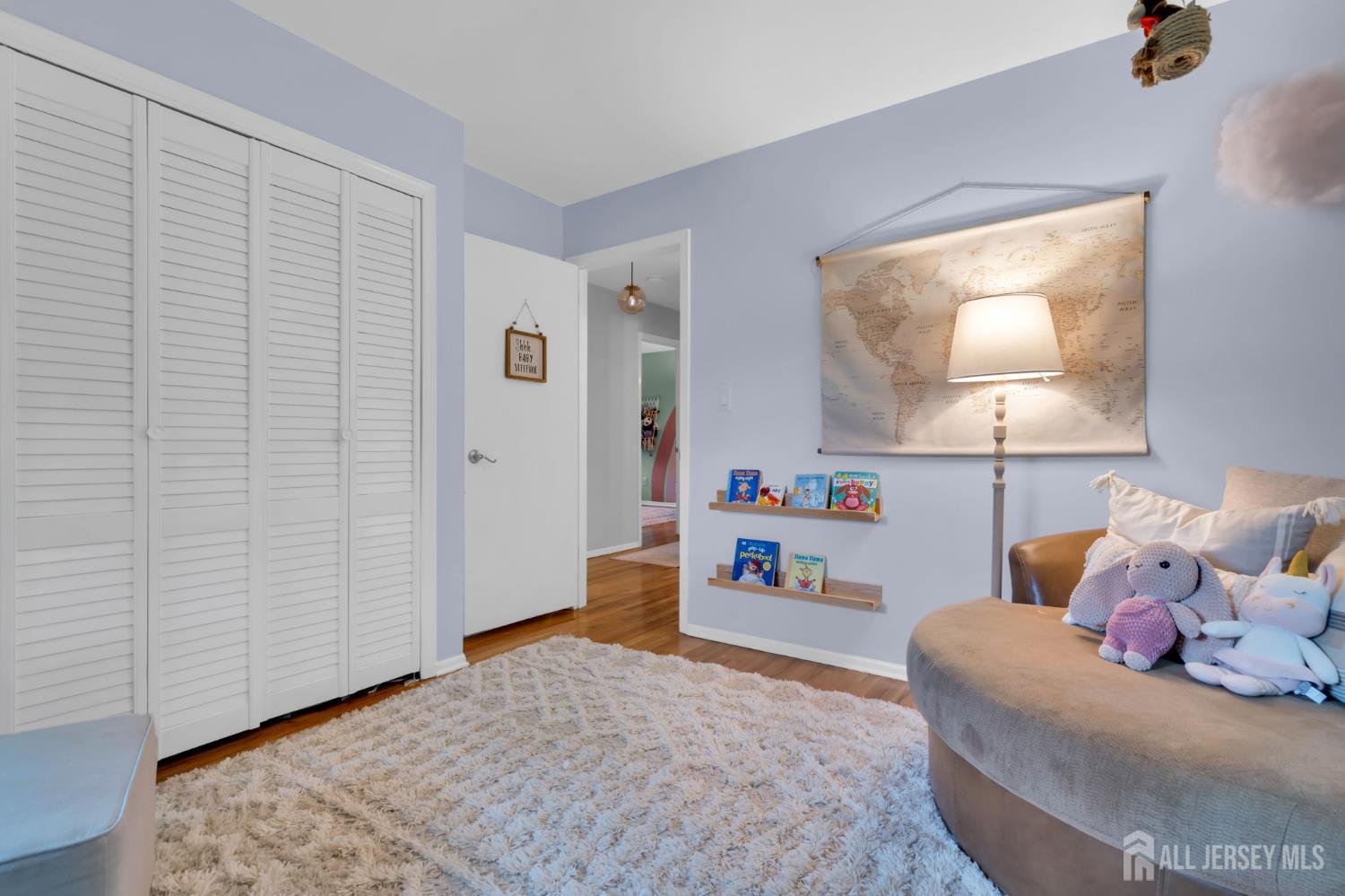 52 Eileen Way Edison, NJ 08837 - Photo 30 of 47