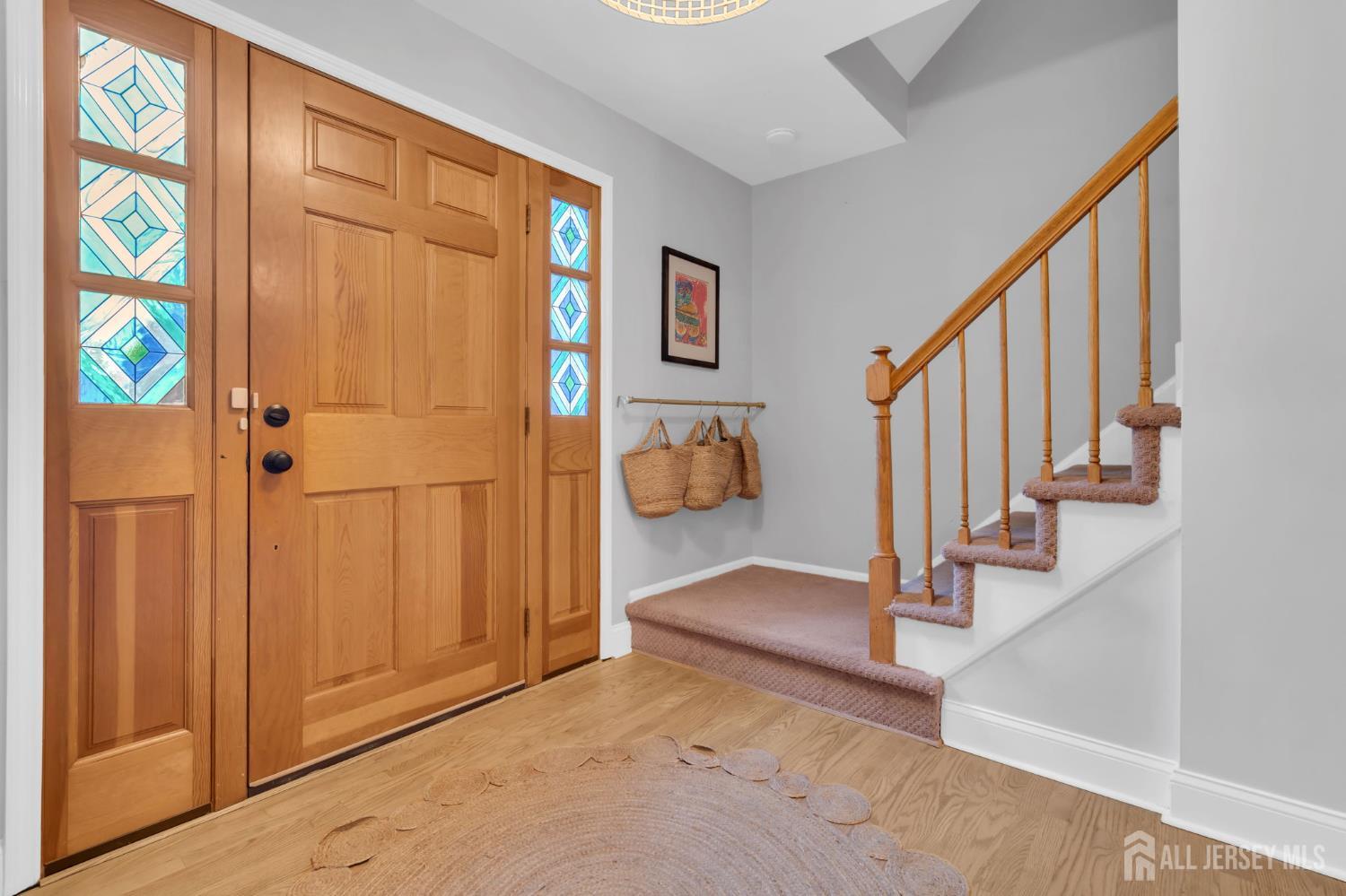 52 Eileen Way Edison, NJ 08837 - Photo 4 of 47