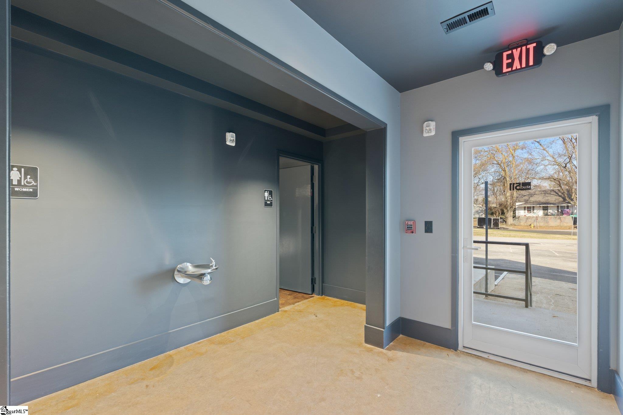 20 Draper Street Greenville, SC 29611 - Photo 25 of 50