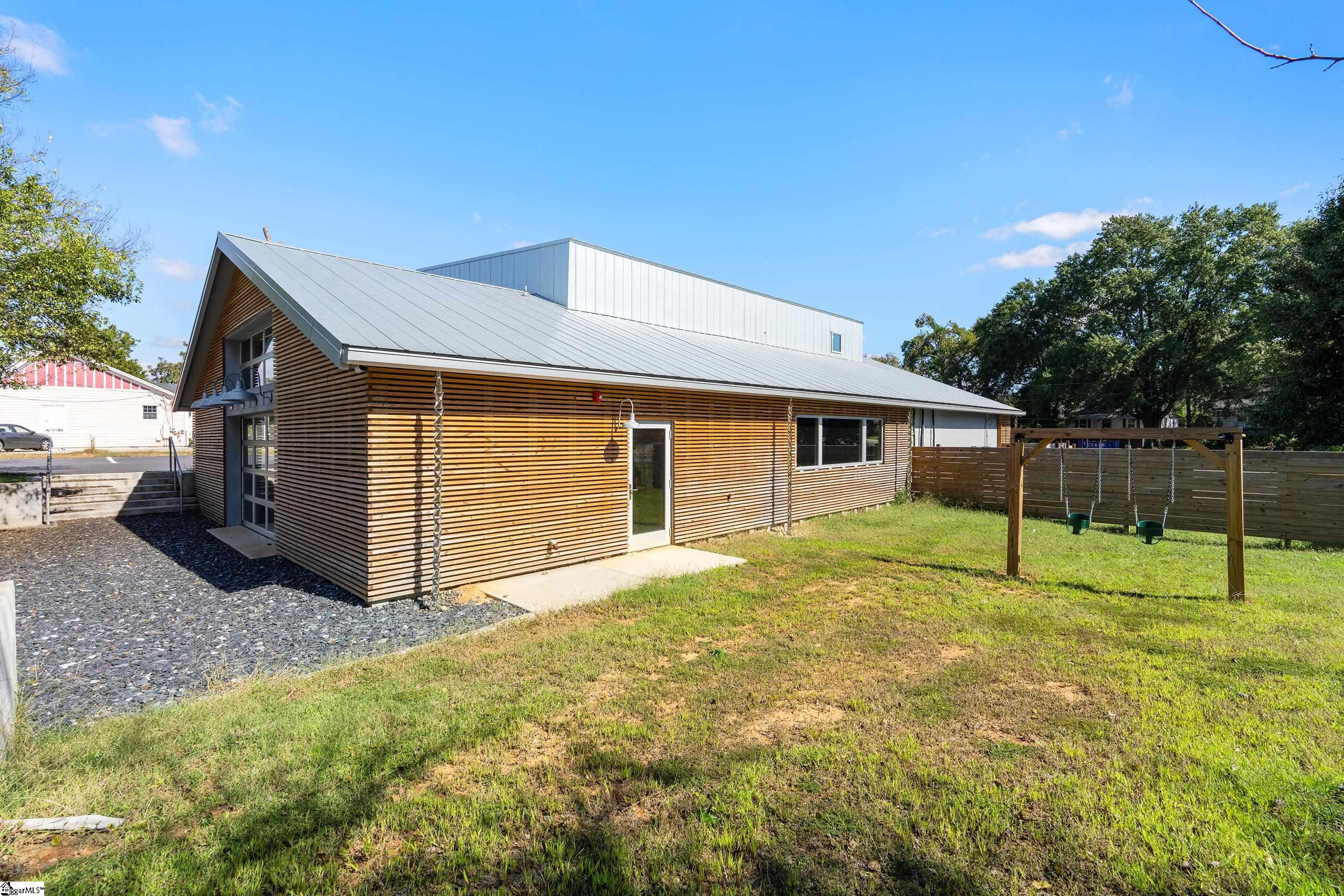 20 Draper Street Greenville, SC 29611 - Photo 4 of 50