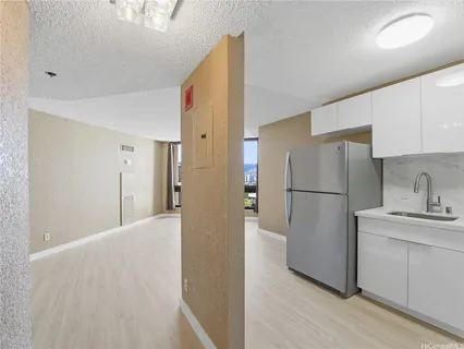 $450,000 | 300 Wai Nani Way, Unit I2004, Honolulu, HI 96815