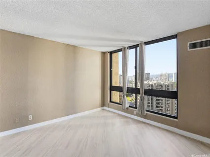 $450,000 | 300 Wai Nani Way, Unit I2004, Honolulu, HI 96815