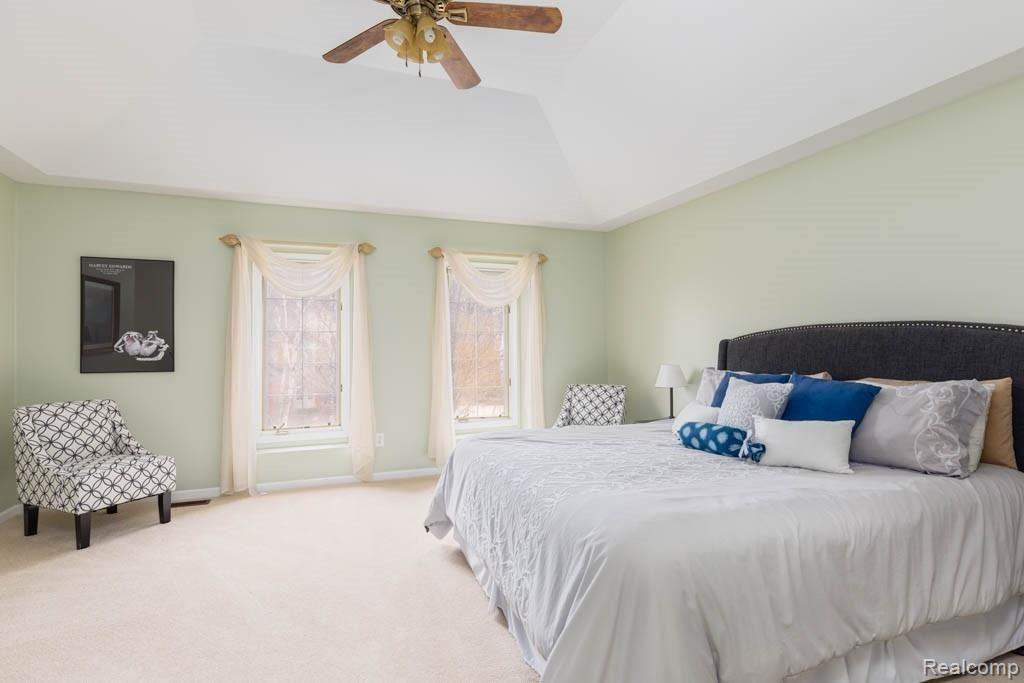3700 Newcastle Drive Rochester Hills, MI 48306 - Photo 28 of 68