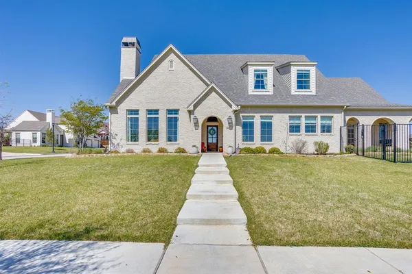 $1,050,000 | 14000 Rozana Street, Fort Worth, TX 76008