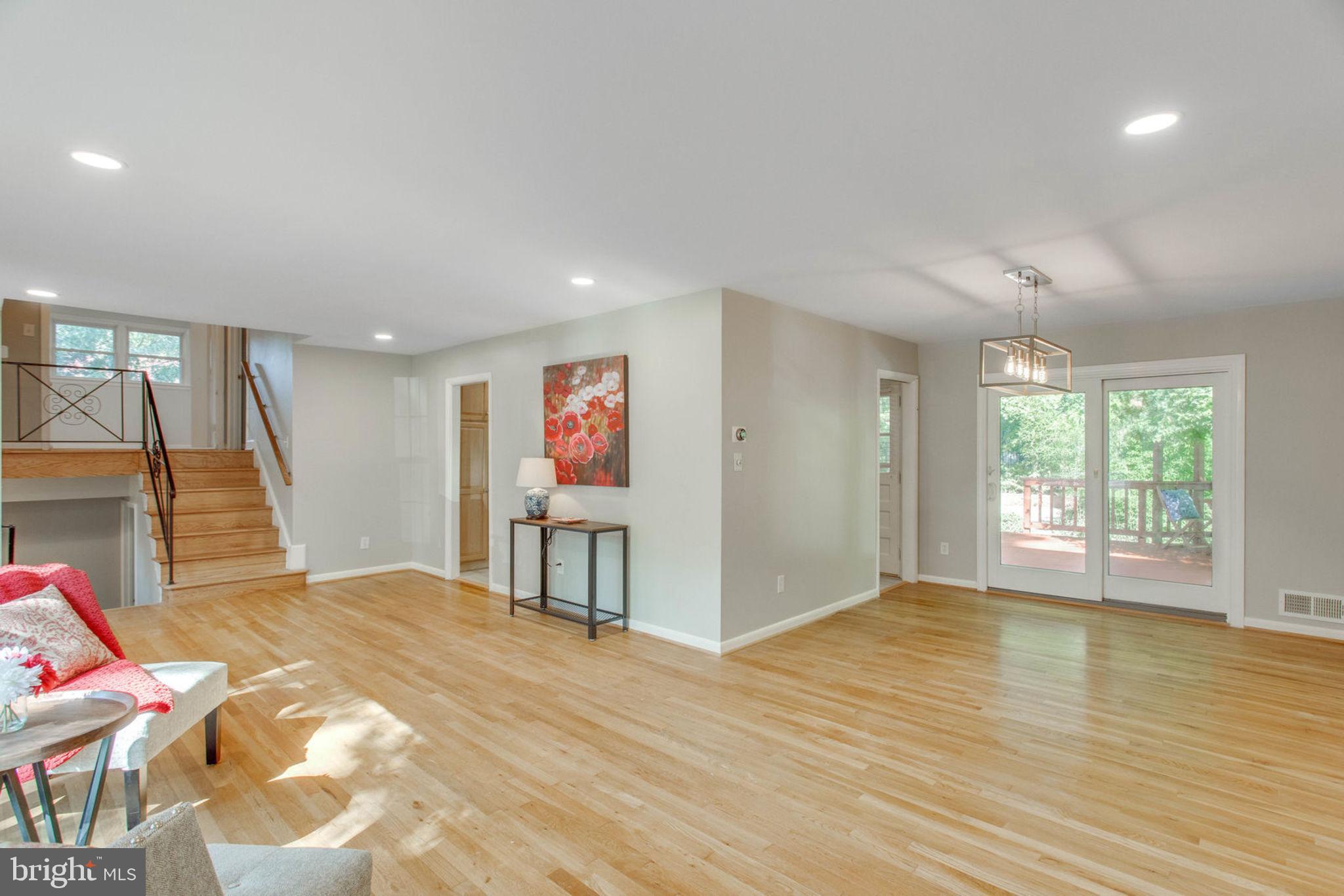 4512 Guinea Road Fairfax, VA 22032 - Photo 7 of 36 Gallery Image 7