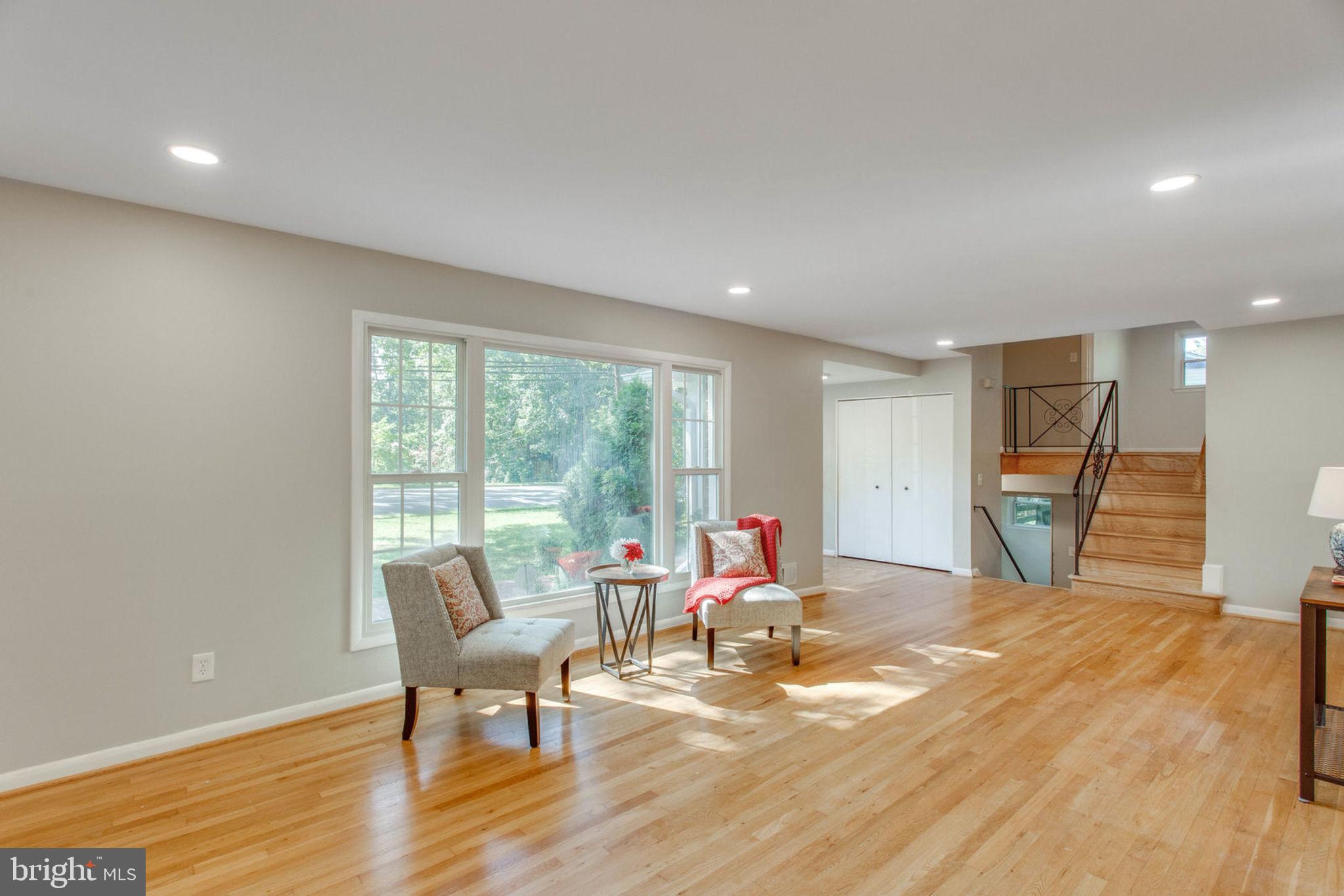 4512 Guinea Road Fairfax, VA 22032 - Photo 8 of 36 Gallery Image 8
