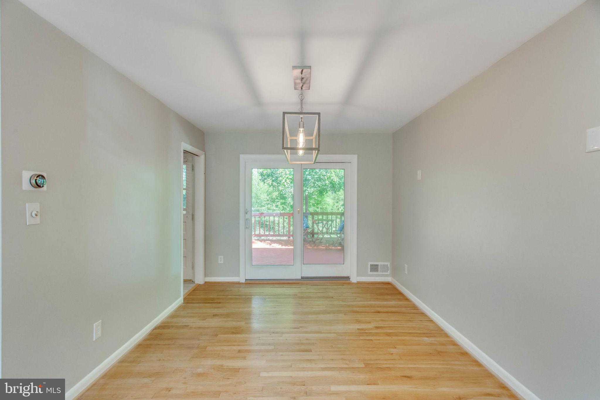 4512 Guinea Road Fairfax, VA 22032 - Photo 9 of 36 Gallery Image 9