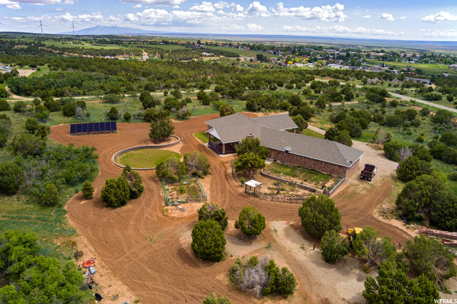 422 South Creek Road Monticello, UT 84535 - Photo 12 of 59 View of bird's eye view