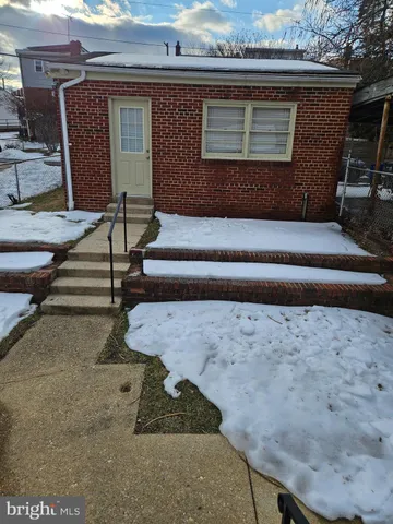 $2,700 | 107 55th Street Southeast, Washington, DC 20019