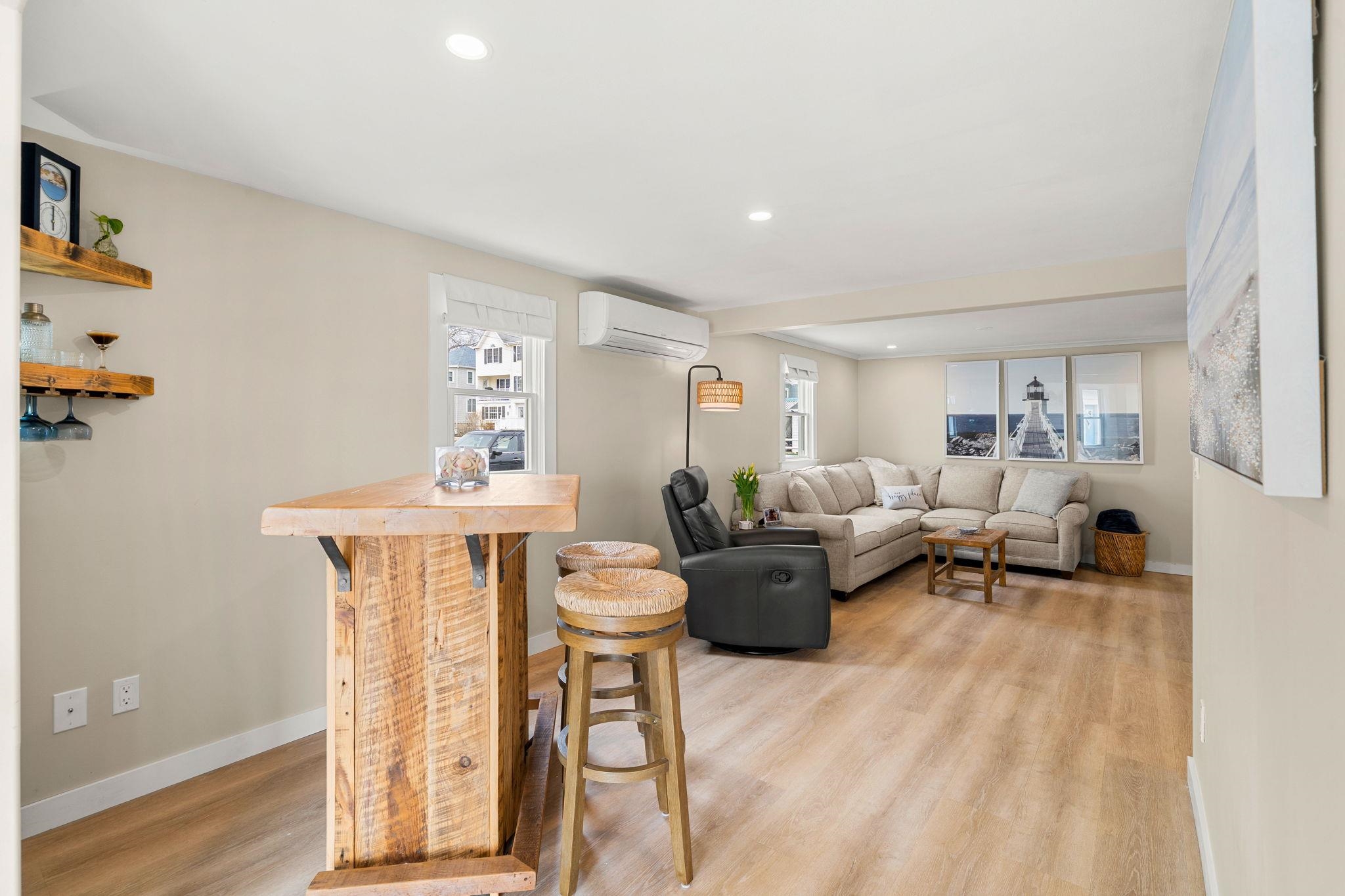 543 Winnacunnet Road Hampton, NH 03842 - Photo 14 of 39