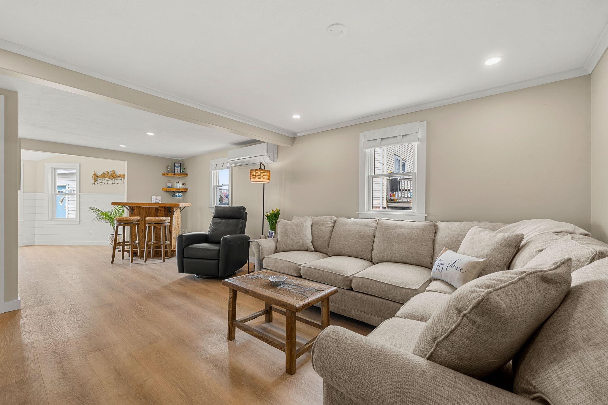 543 Winnacunnet Road Hampton, NH 03842 - Photo 15 of 39