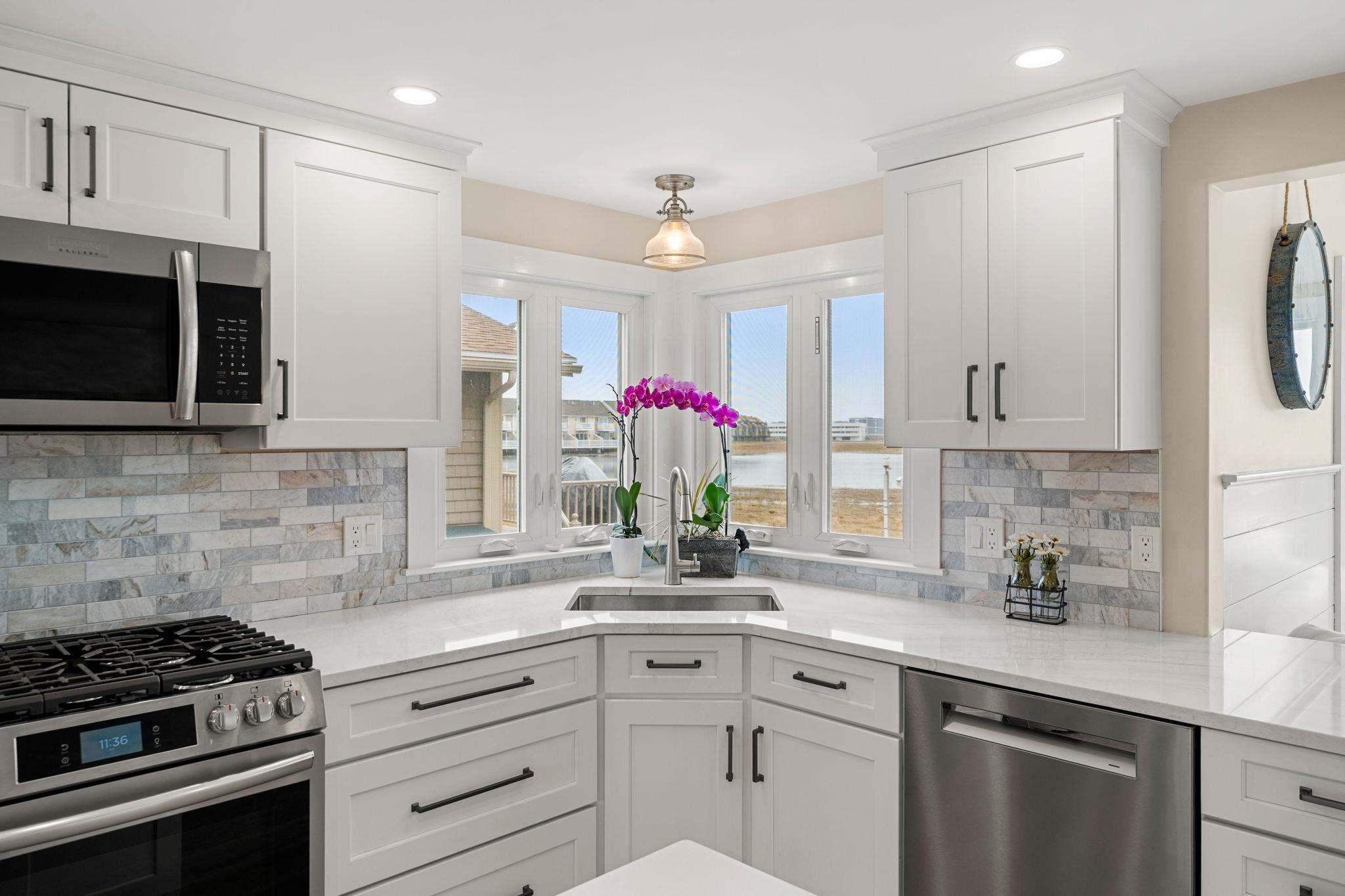 543 Winnacunnet Road Hampton, NH 03842 - Photo 2 of 39